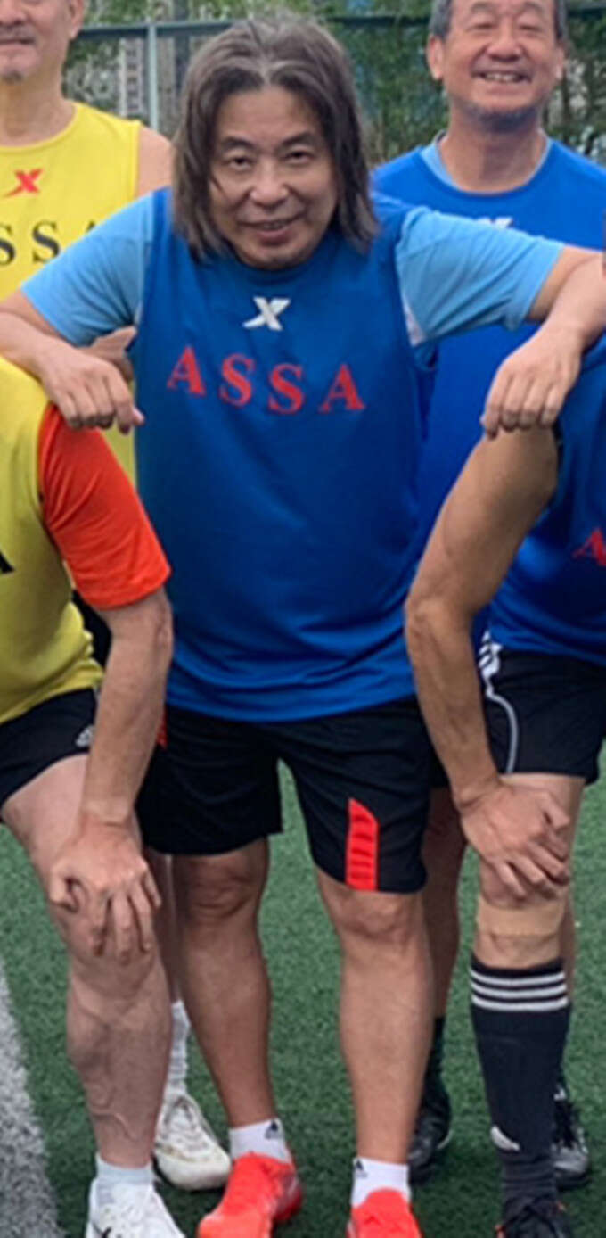 黄日华年轻时最新消息,黄日华年轻帅照