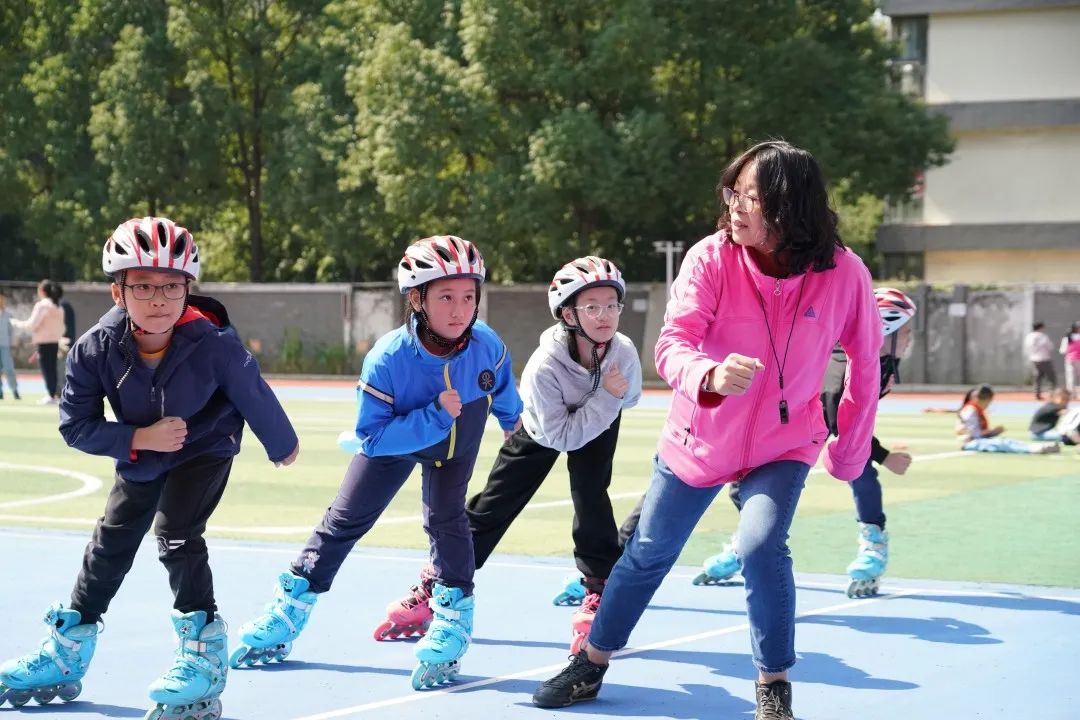 浣撹偛绀惧洟灏忓,灏忓浣撹偛瓒崇悆绀惧洟