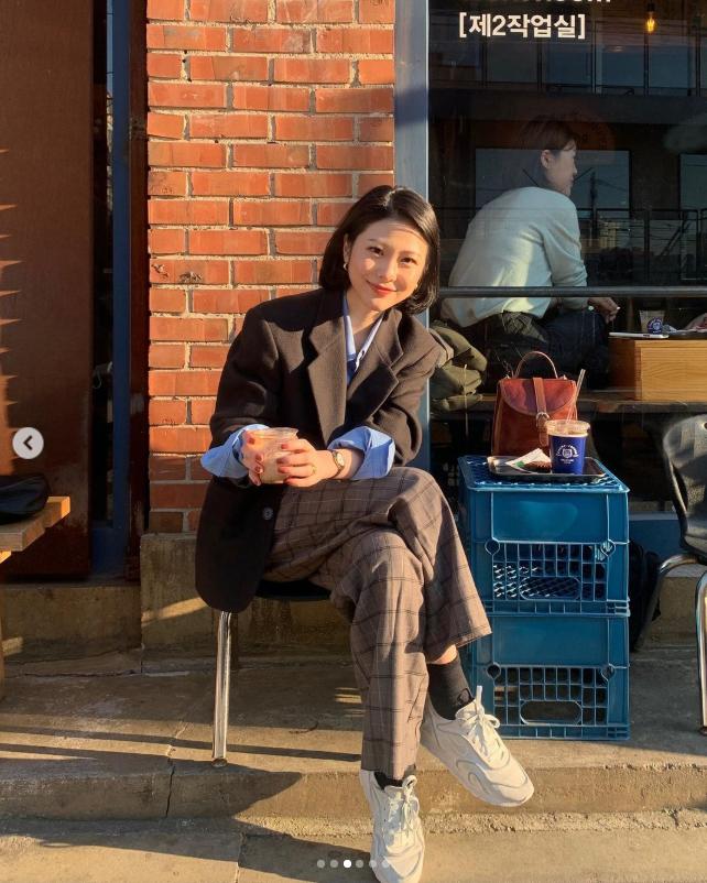 短发女生适合的穿搭夏季方法,短发女生显高级气质的穿搭春季