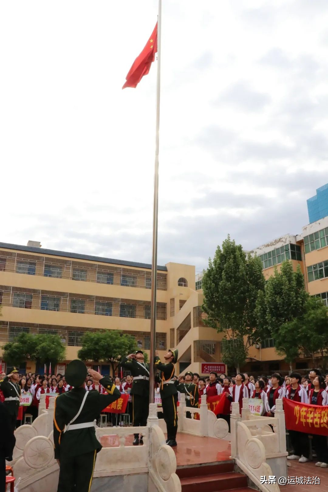 向着新的目标奋力再出发,向着新目标奋楫再出发心得体会