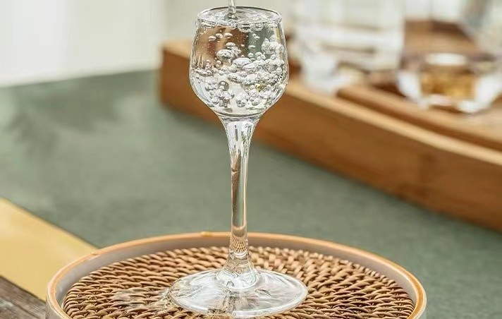 超市4款不起眼“廉价”酒,遇到别放过,都是100%纯粮,你喝过吗