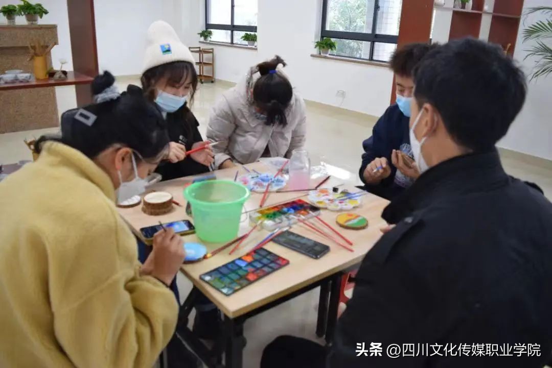 四川文化传媒职业学院是单招吗,四川文化传媒职业学院报名时间表