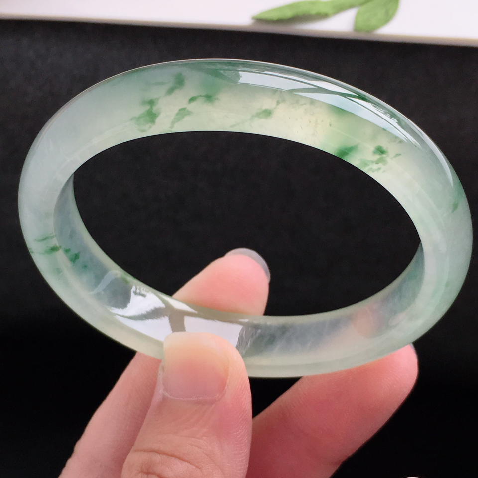 冰糯和冰种区分,冰糯种和冰种哪个值钱