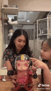 蝙蝠侠×奥利奥、泡泡玛特×可口可乐…跨界营销让品牌名利双收？