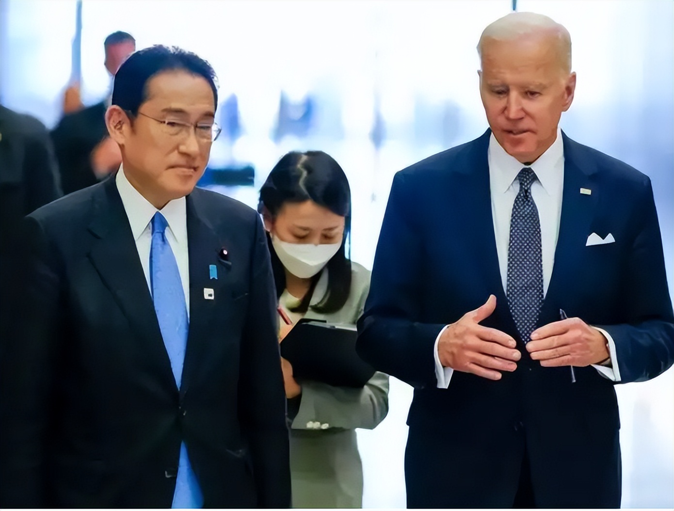 中国周边发生了三件大事,最新日本与韩国关系新闻