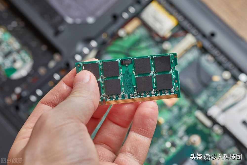 方正电脑r410可以升级内存么,电脑内存4g升级8g有什么区别