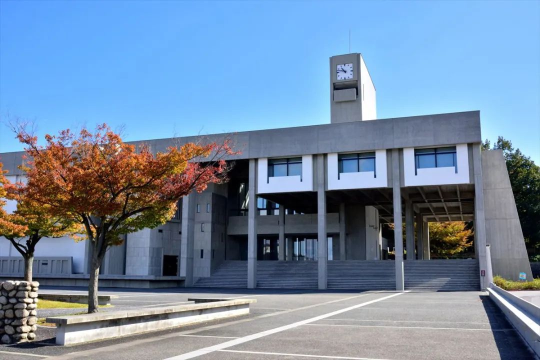 日本留学福冈大学,日本留学读高中