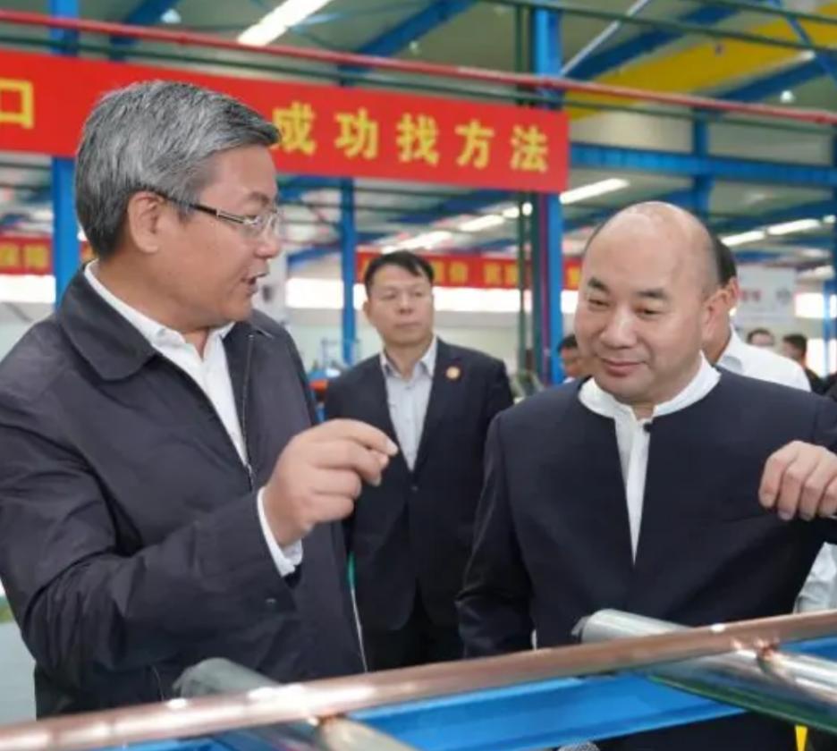 中国最有钱的隐形富豪开矿,中国隐形富豪矿王