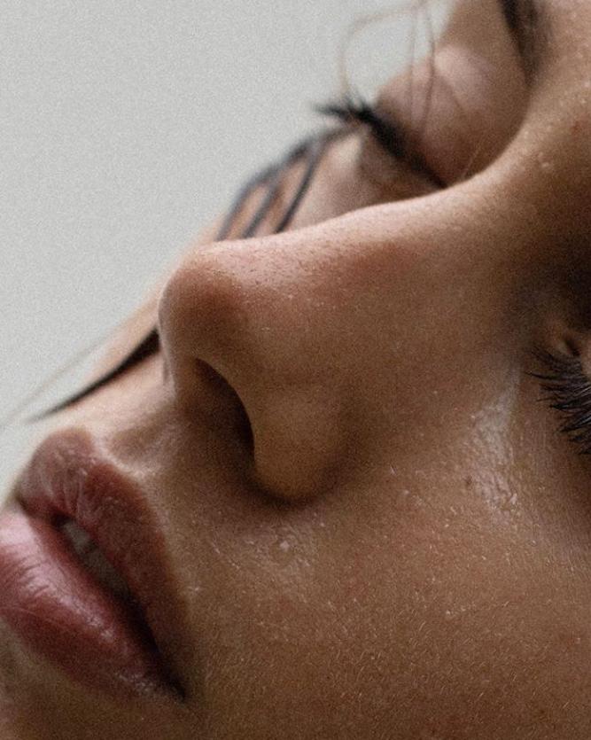 局部也性感：劳伦特的人体局部特写