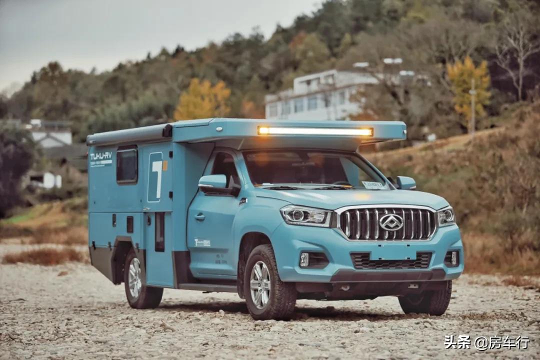 13万b型房车有几款可选,大通旅行家v90房车2021年