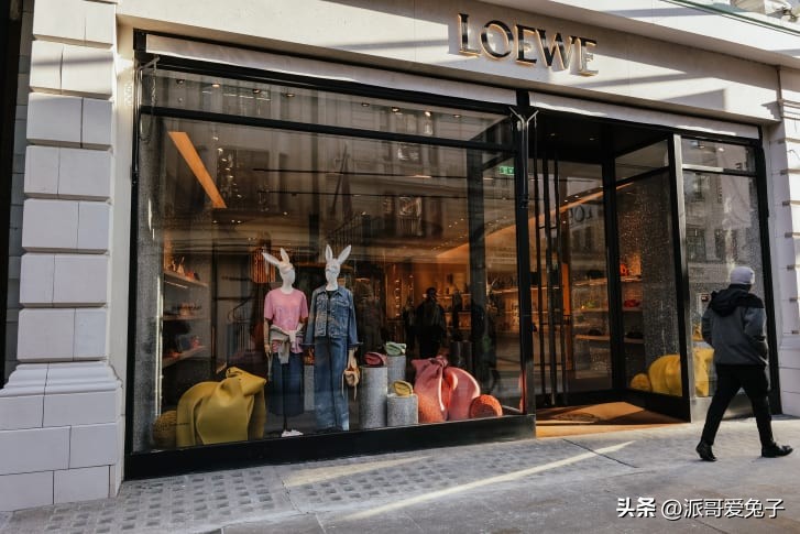 奢侈品牌押注兔子的力量——以及中国消费者的回归