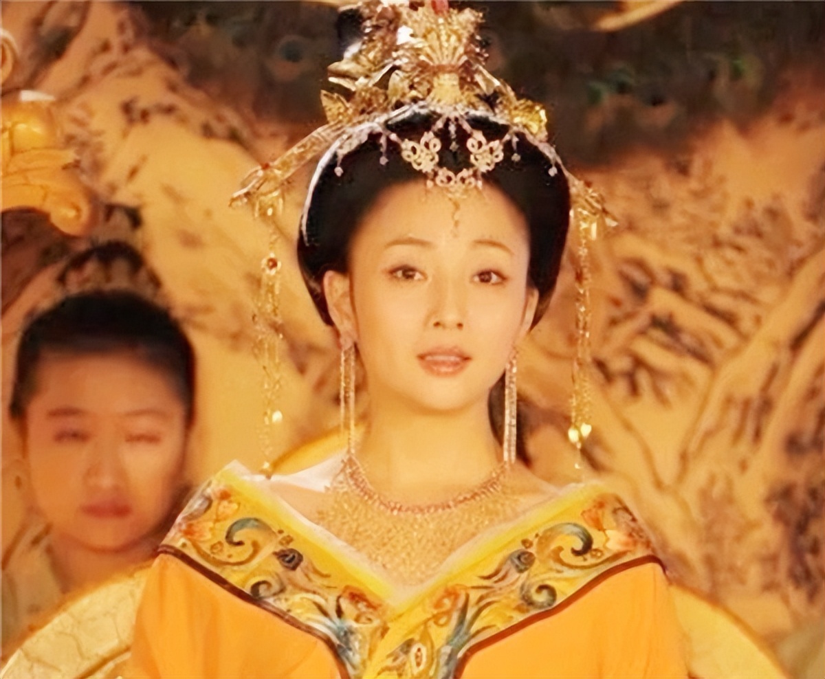 李瑁为什么把杨玉环让给李隆基,李瑁李隆基杨玉环