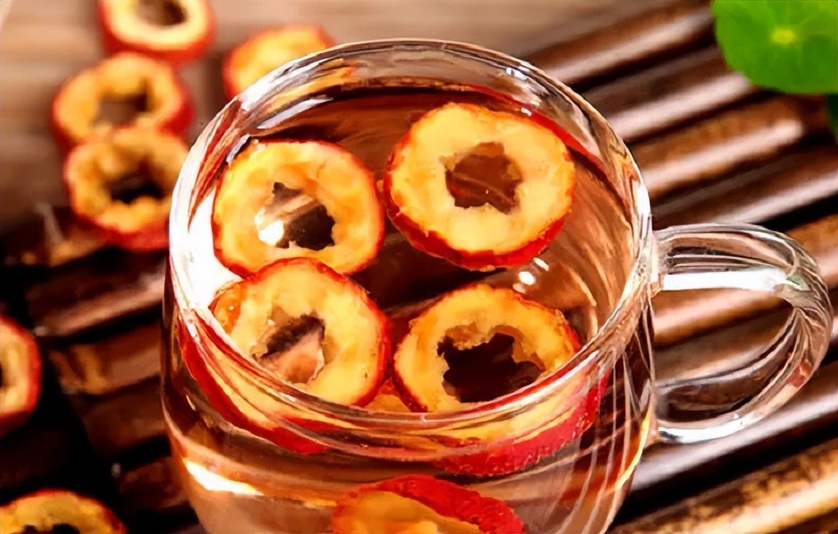 40男人喝什么茶可以强身养肾,40岁男人每天都喝一点酒好吗