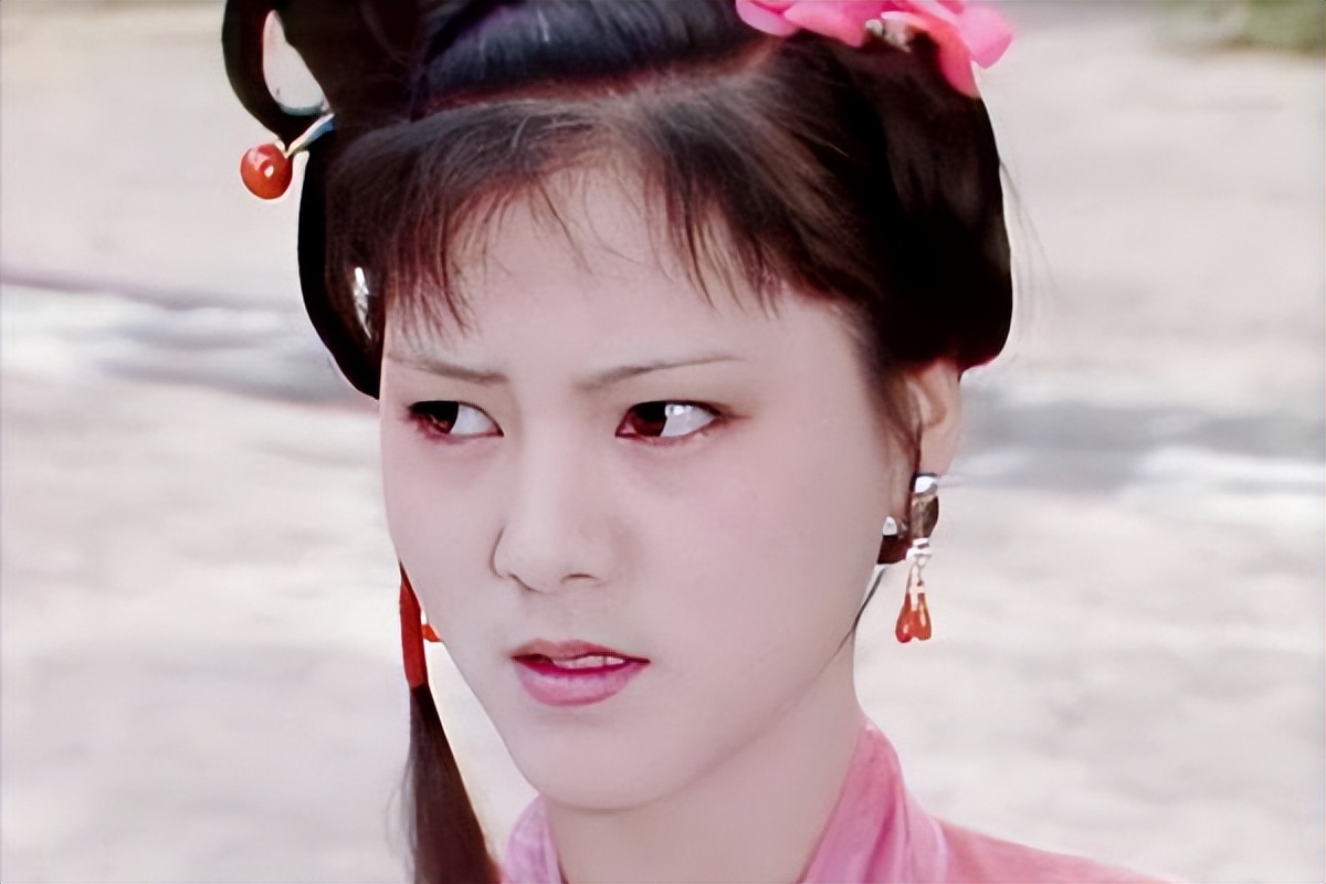 贾宝玉恨薛宝钗和袭人,贾宝玉对袭人的态度