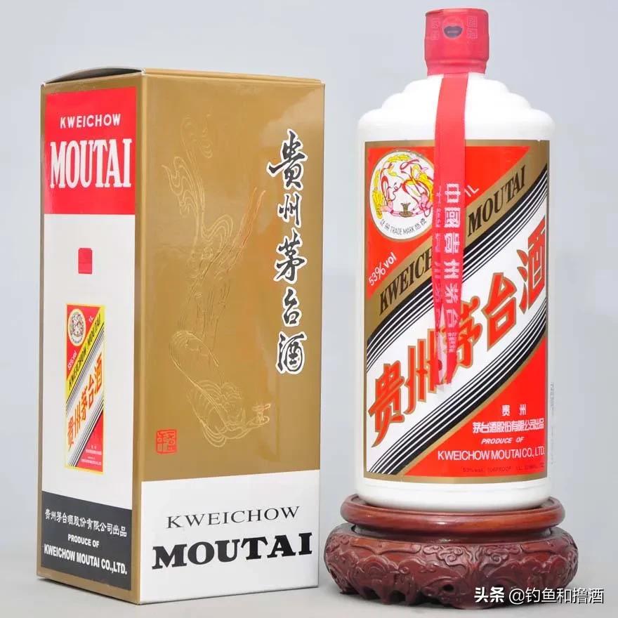 值得收藏摆柜的白酒推荐,值得收藏摆柜的大坛白酒