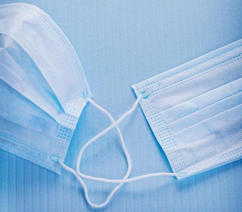 雇*火军**商当保镖，单笔订单上亿！广东小伙出国买口罩，只为赚钱？