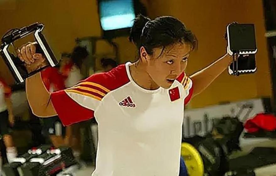 张欧影离世前穿上国家队球衣,张欧影去世