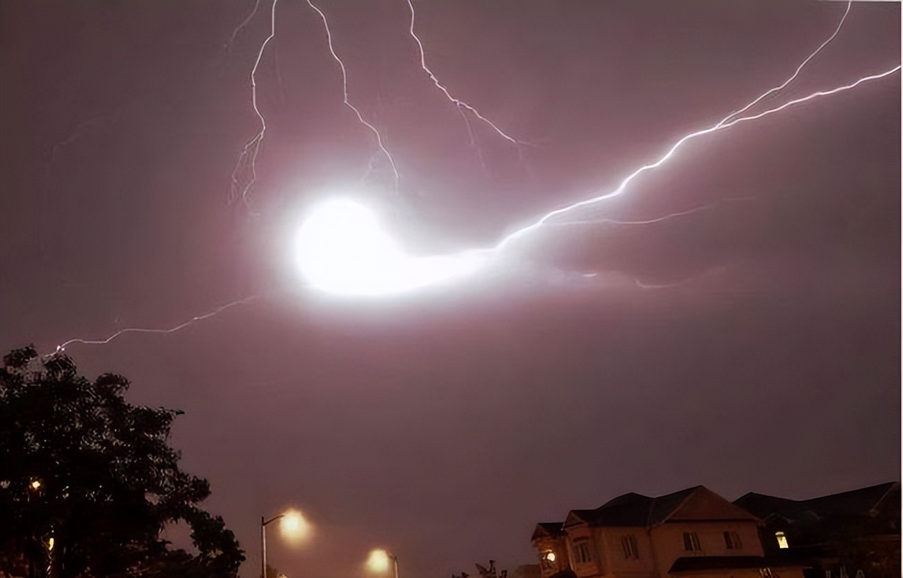 通古斯大爆炸不就是陨石吗,通古斯大爆炸与反物质