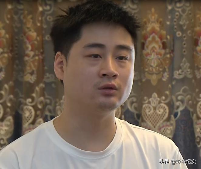 十岁的男孩开卡丁车追尾,10岁男孩玩卡丁车拦腰截瘫