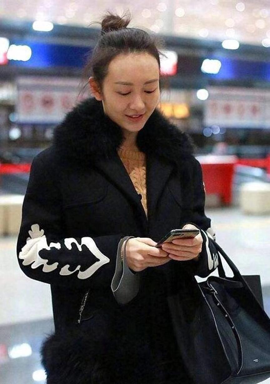 明星也逃不开的容貌焦虑：女星卸妆前后对比，自信的人才最美丽