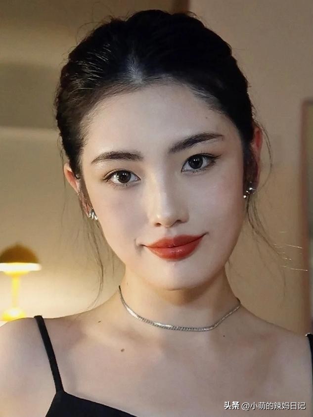 你的脸型适合什么发型女生必看,女生被公认不好看的3种脸型