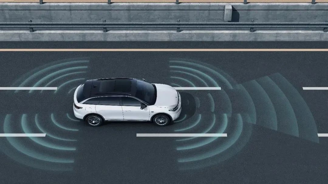 15万买30万体验，国产“价格屠夫”进化不设限，老车主直呼真香！