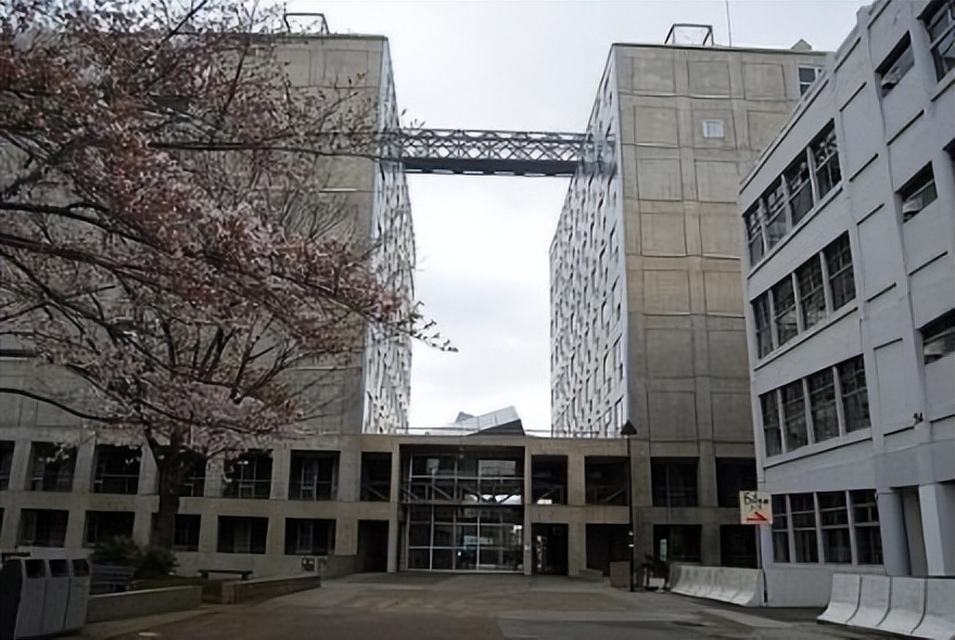 早稻田大学简称什么,早稻田大学成立时间