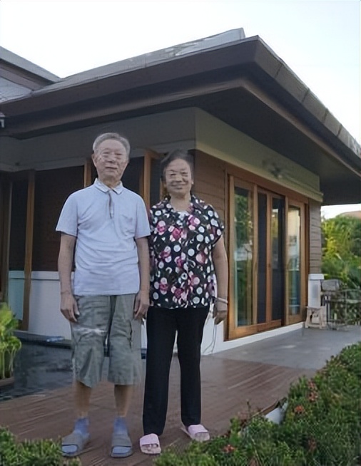 在泰国生活的华人现状,疫情在泰国旅游的中国人怎么办