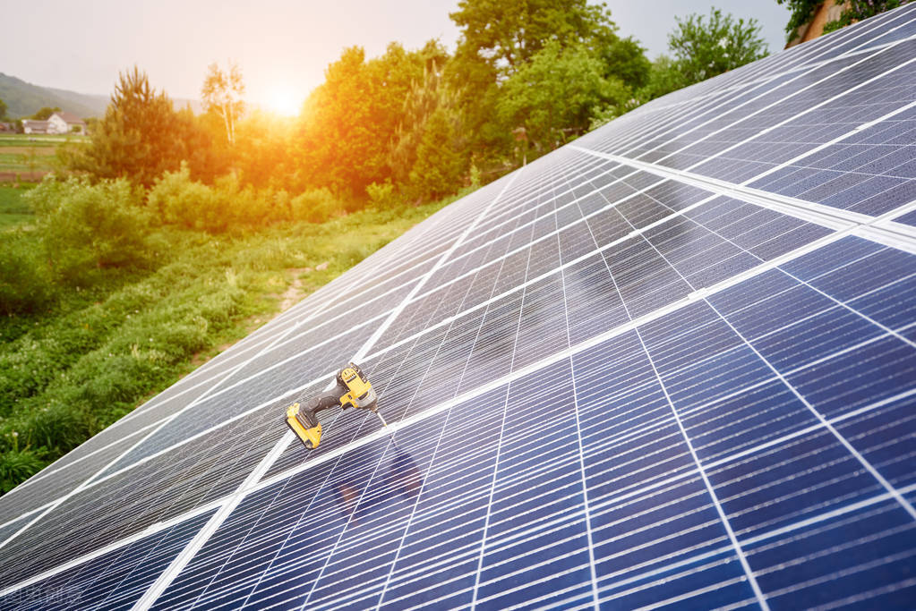 新能源储能上市公司龙头,新能源500强企业风光水氢储能