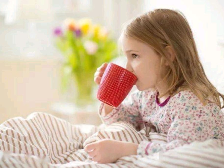 甲流来袭提醒孩子3吃3不吃,甲流来袭给孩子备好三样