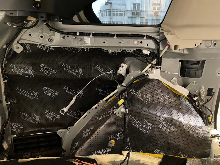 在南京丰田塞纳改隔音,丰田塞纳隔音改装南京