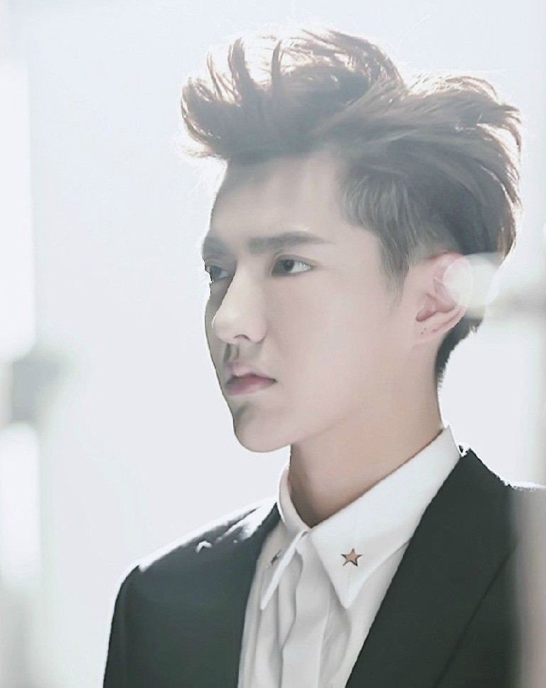 最近的吴亦凡事件是真的还是假的,吴亦凡以前的案件可以翻案吗