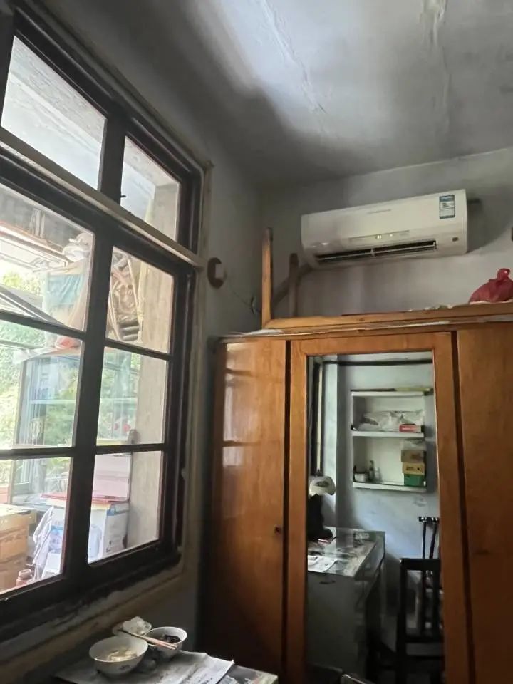 杭州退休独居教授,杭州老教授独居