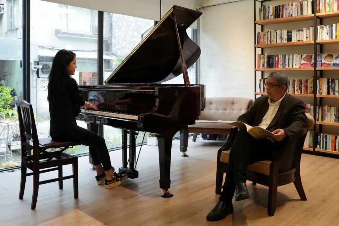 “停止内卷，2亿中国年轻人会爆发新的高度”