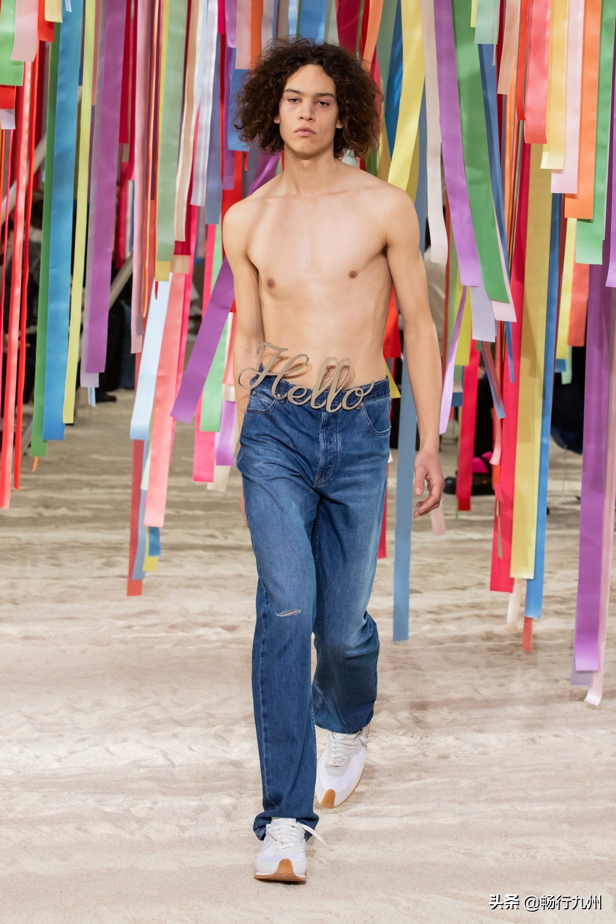 2022男装秋冬流行图案,2023秋冬男装时装最新爆款