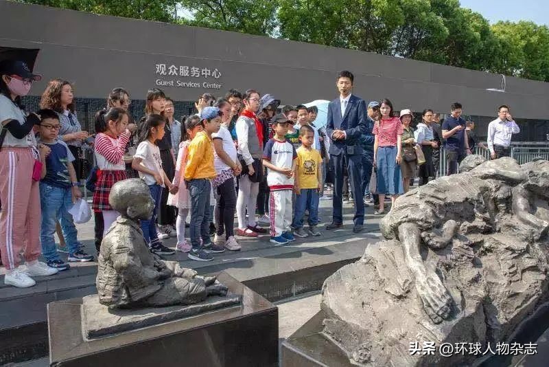 喂完最后一滴奶，妈妈倒在日*刺军**刀之下
