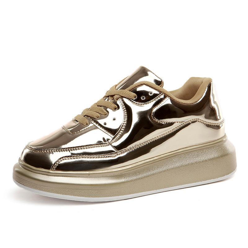 如何清洗球鞋干净且不伤鞋,球鞋白边脏了怎么洗鞋