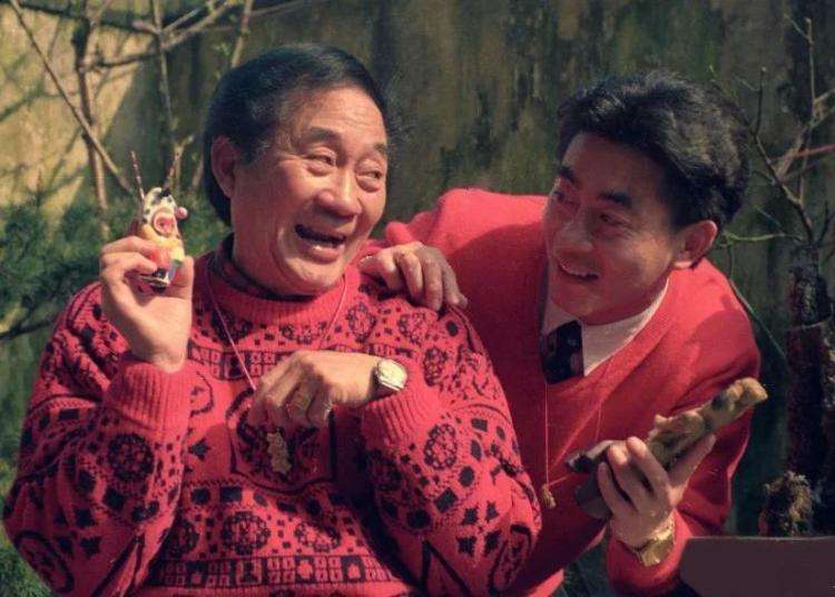 杨洁揭秘六小龄童,杨洁和六小龄童的合影86版西游记