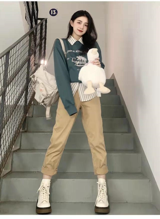 卡其色裤子搭配什么上衣比较高级,卡其色裤子搭配什么上衣长款