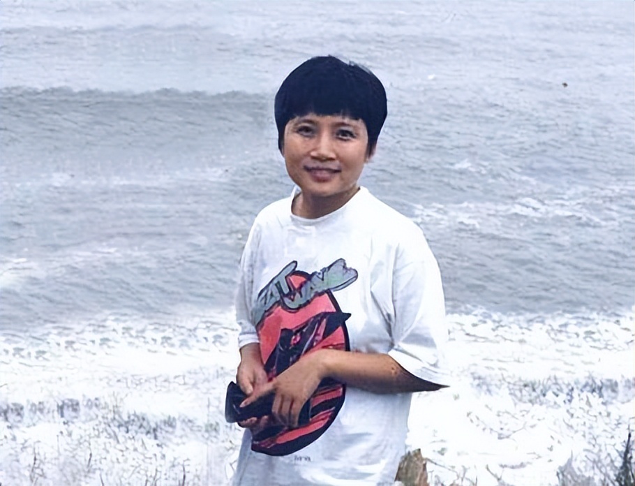 出家的李娜今年多少岁,李娜出家前的心酸