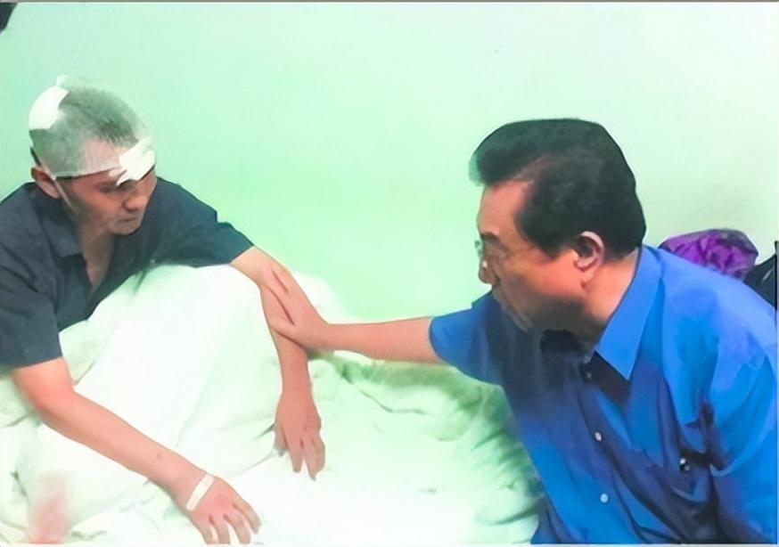 有个有本事的爹就能随便打人吗,有个有本事的爹就随便打人吗