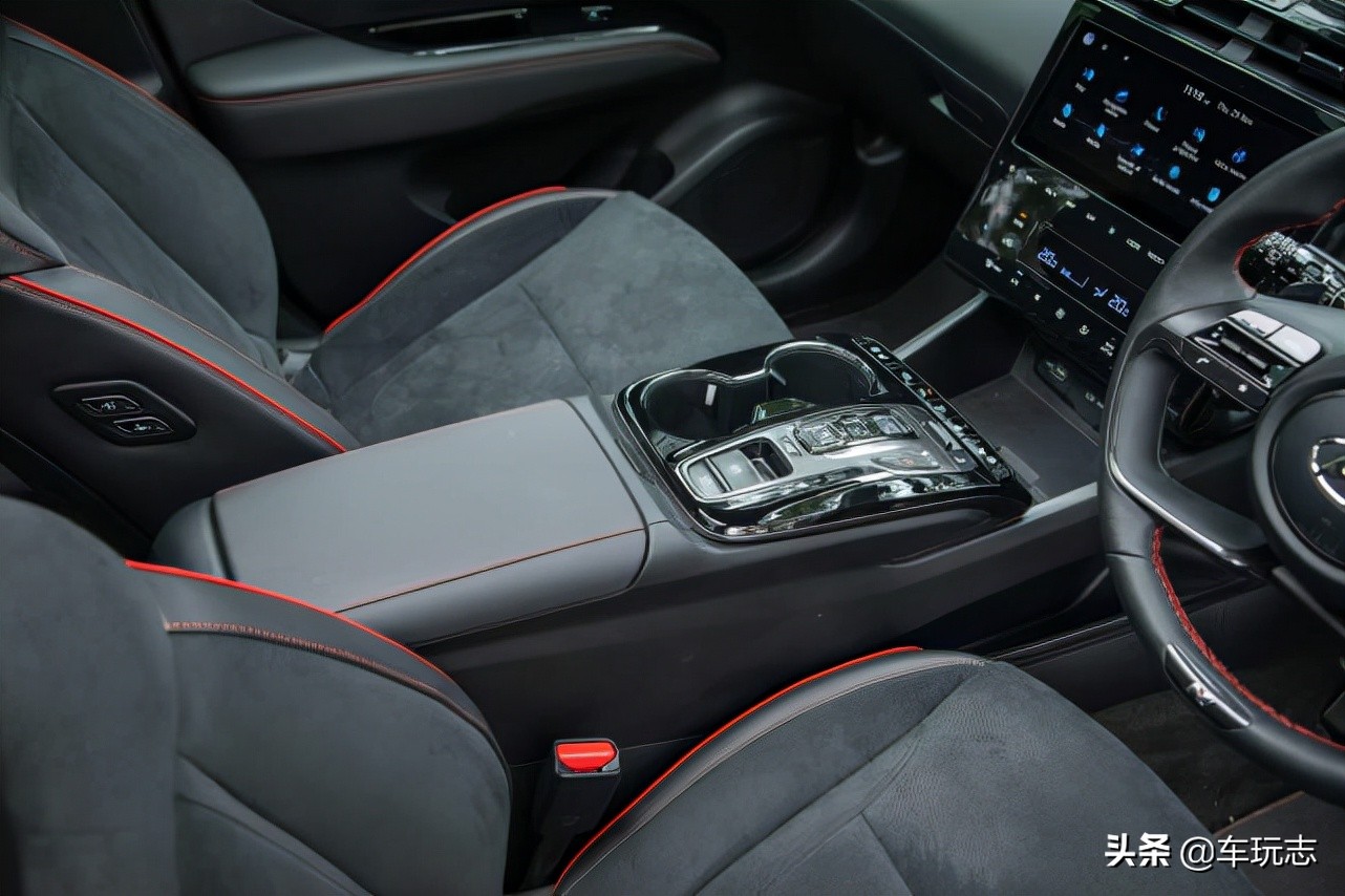 2022年起亚狮跑与现代途胜对比评测