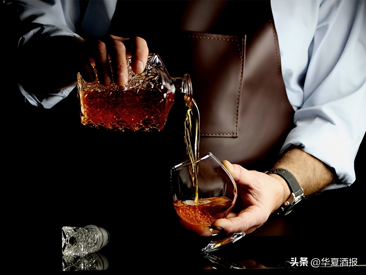 干邑、威士忌消费强劲回升，年轻人与进口烈酒渐行渐远？