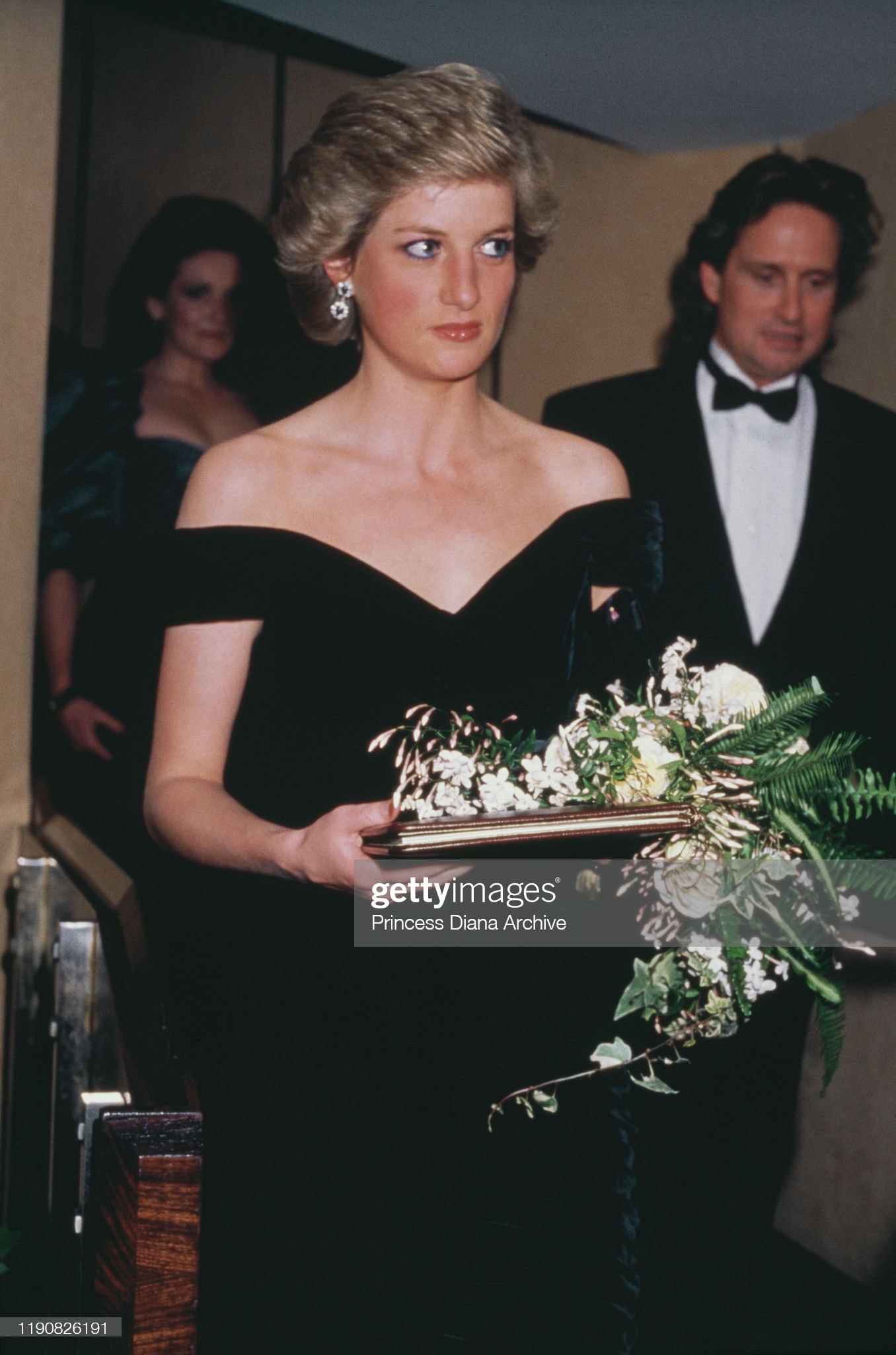 戴安娜王妃礼服大合集,戴安娜王妃最美的衣服