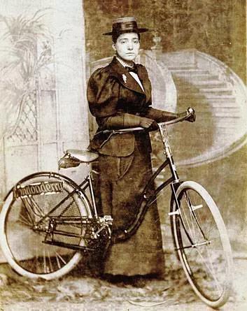 女性探险家图片大全,国内首个女性野外探险家