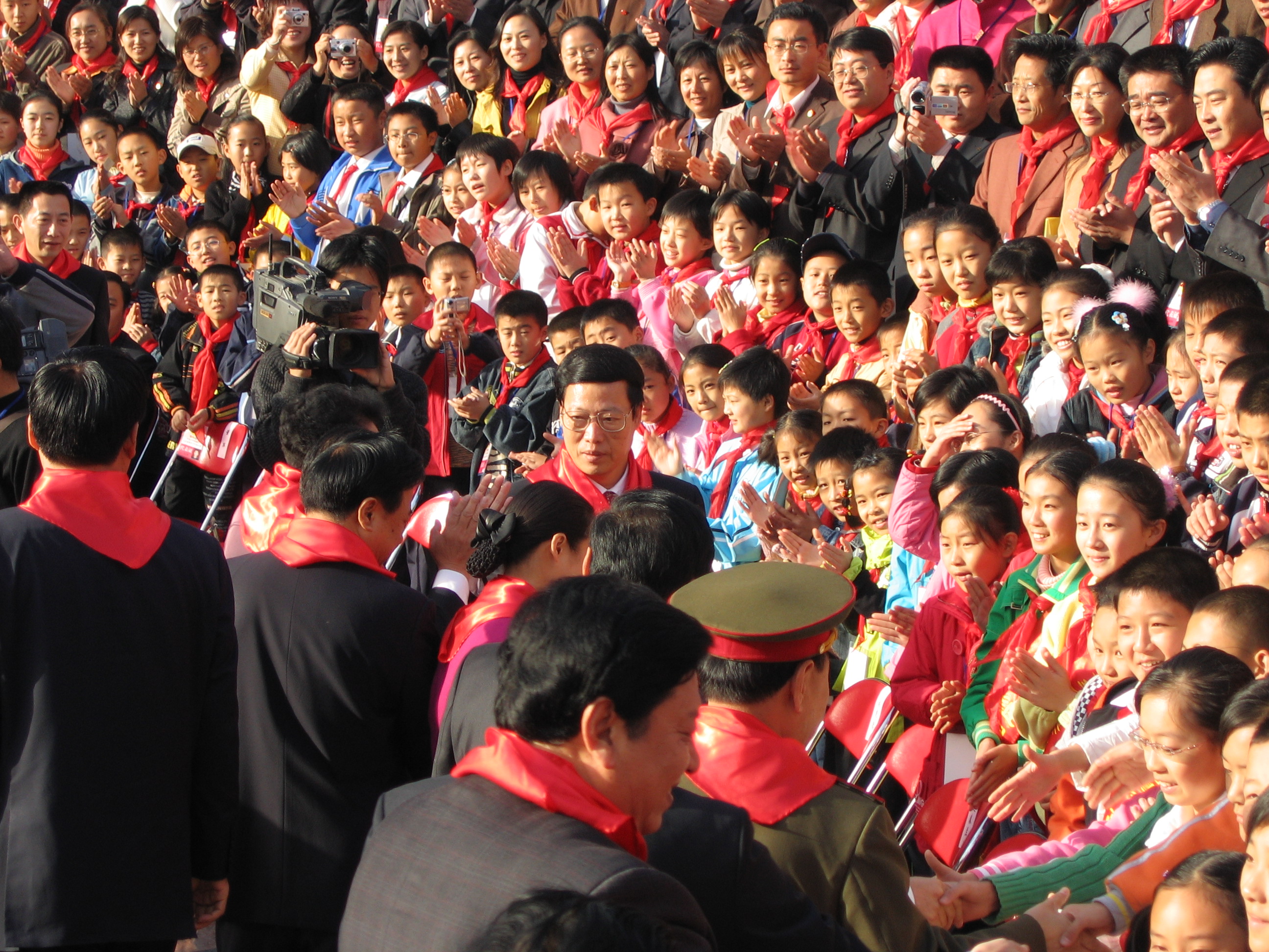 【星星火炬传】领巾与童心的交响——参加山东省第五次少代会回眸