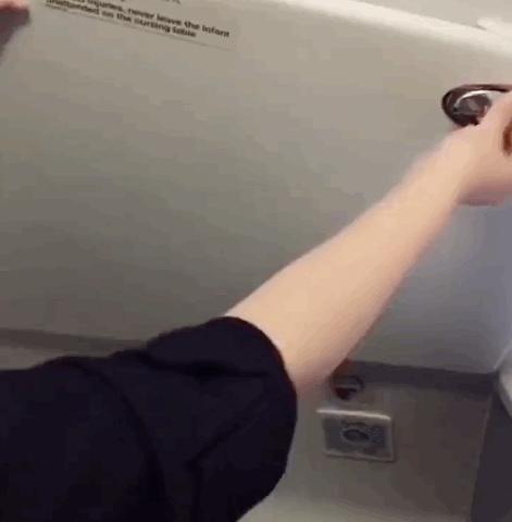 飞机怎么坐得久,飞机到底怎么坐要注意什么