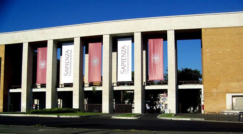 人工智能联邦学习硕士就业前景,意大利留学有潜力的优势专业top5