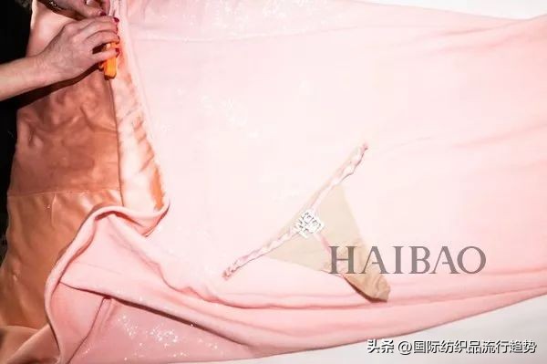 娜扎束脚哈伦裤,娜扎单眼皮连体裤