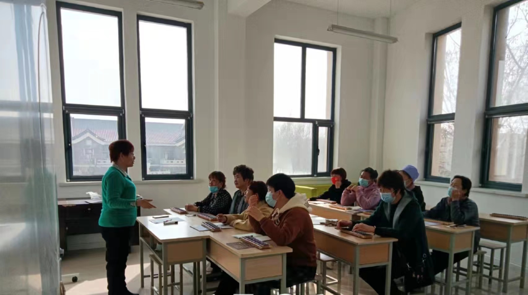 全新红色物业为基层社区治理赋能,党建引领社区治理红色物业工作